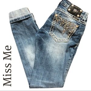 Miss Me Jeans - cropped